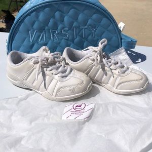 Varsity cheer shoes